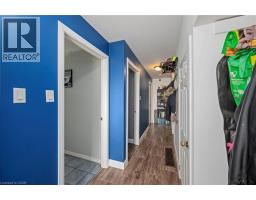 15 MIDDLEMISS Avenue - 14