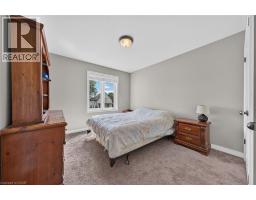 17 GRANTHAM Avenue S - 32