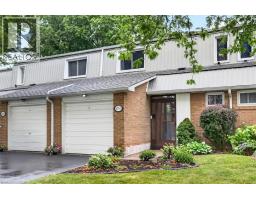479 WOODVIEW Road UnitNo. 3 - 3