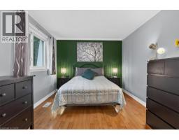479 WOODVIEW Road UnitNo. 3 - 32
