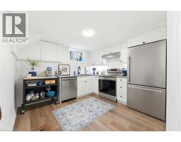 586 WOODLAND Avenue - 24