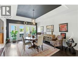 10 FEATHERSTONE Avenue - 10