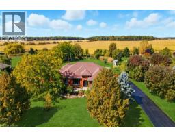 10 FEATHERSTONE Avenue - 2