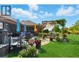 10 FEATHERSTONE Avenue - 37