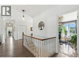 10 FEATHERSTONE Avenue - 8