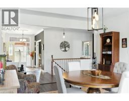 10 FEATHERSTONE Avenue - 9
