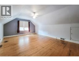 30 SANDERS Boulevard - 23