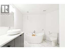 74 GELLERT Drive - 32