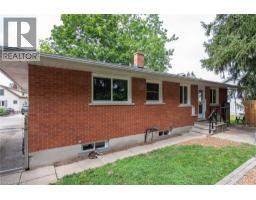 13 LEWIS Street - 10