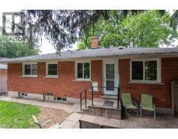 13 LEWIS Street - 12