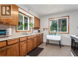 13 LEWIS Street - 24