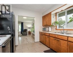 13 LEWIS Street - 28