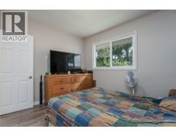 13 LEWIS Street - 38