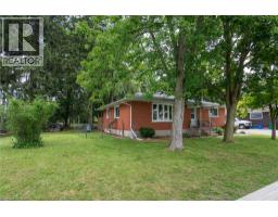 13 LEWIS Street - 4