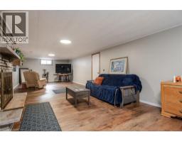13 LEWIS Street - 40