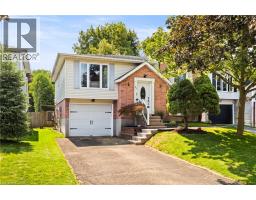 21 GOLDEN MEADOW Crescent - 1