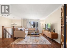 21 GOLDEN MEADOW Crescent - 10