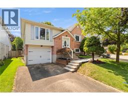 21 GOLDEN MEADOW Crescent - 3