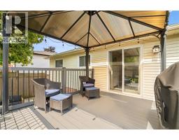 21 GOLDEN MEADOW Crescent - 38