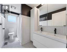 3 ALONA Avenue - 21