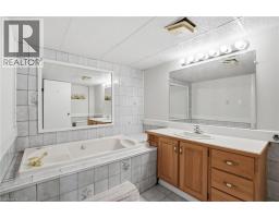 94 WENDOVER Drive - 39
