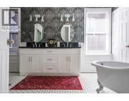 122 EAST Avenue S - 37