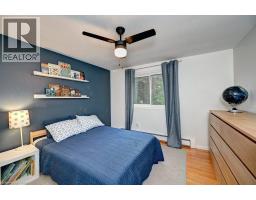 163 CHELFORD Crescent - 31