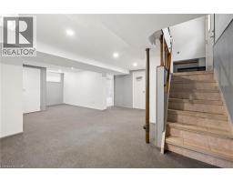 6 ROBROY Court - 29