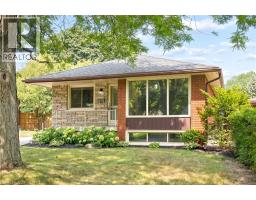 6 ROBROY Court - 3