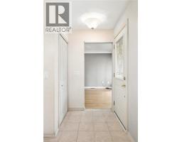 6 ROBROY Court - 9