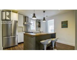 217 CAROLINE Street S - 10