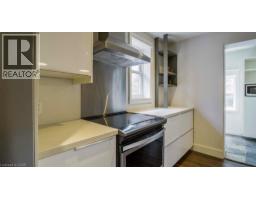 217 CAROLINE Street S - 11