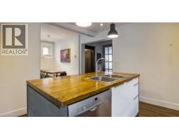 217 CAROLINE Street S - 12