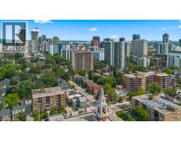 217 CAROLINE Street S - 50