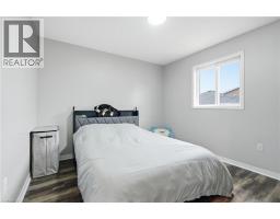 13 GOLDEN ACRES Drive - 17