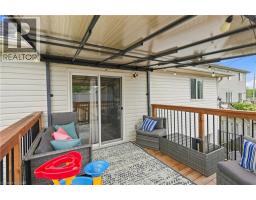 13 GOLDEN ACRES Drive - 31