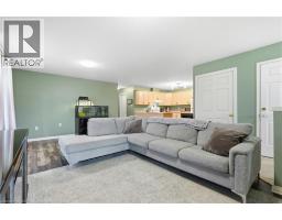 13 GOLDEN ACRES Drive - 6