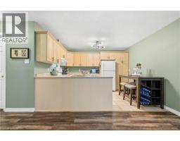 13 GOLDEN ACRES Drive - 9