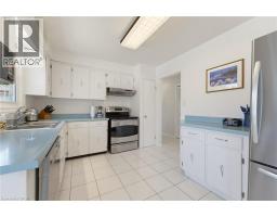 9 CARPENTER Avenue - 11
