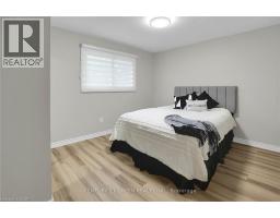 7812 BADGER Road - 14
