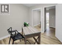 7812 BADGER Road - 15