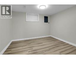 7812 BADGER Road - 17