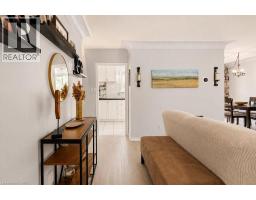 120 STONE CHURCH Road W - 9