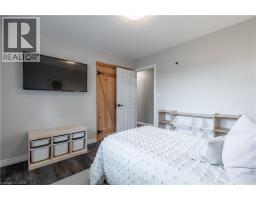 368 CAITHNESS Street - 19