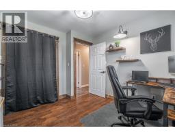 368 CAITHNESS Street - 21