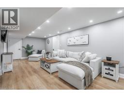 368 CAITHNESS Street - 23