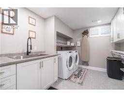 368 CAITHNESS Street - 30