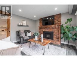 368 CAITHNESS Street - 7