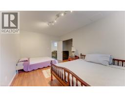 49 KING WILLIAM Street - 33
