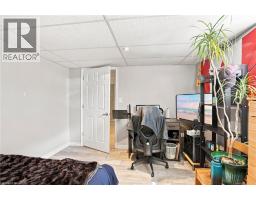 111 SHARON Avenue - 25